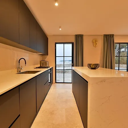 Art House فيلة *