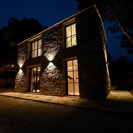 Art House Veliki Drvenik