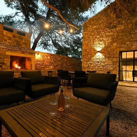 Art House فيليكي درفينيك